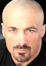 Пол Лейзенби фото