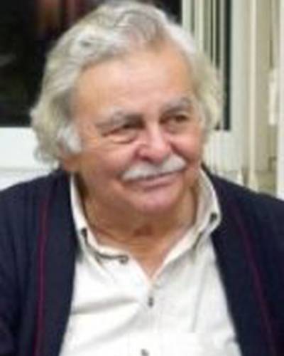 Искандер Хамраев фото