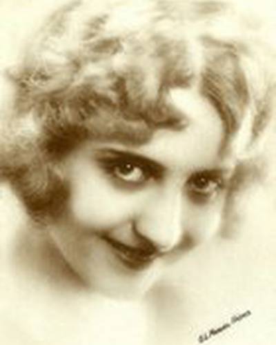 Симоне Ваудри фото