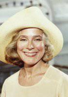 Джоан Хэккет