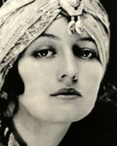 Дорис Кенион фото