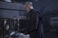 Кадр Священник