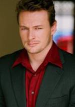 Troy Ryan Zuercher фото