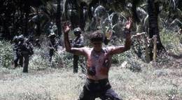 Кадр из фильма "Взвод" - 2