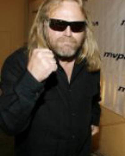 Уэйн Ишам фото