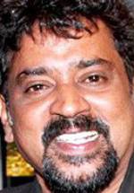 Сантош Сиван фото