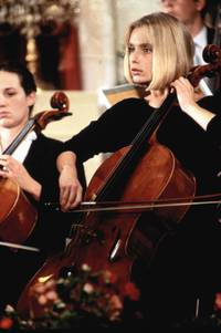 Кадр Искры из глаз