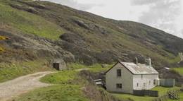 Кадр из фильма "Ночной администратор" - 2