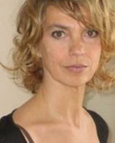 Изабель Линнартц фото