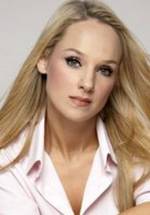 Nicky Ladanowski фото