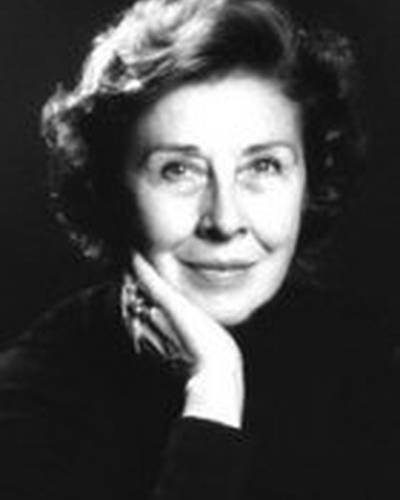 Кармен Мэтьюз фото