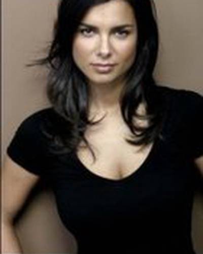 Manuela Feris фото