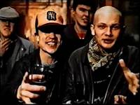 Кадр Действуй, Маня!