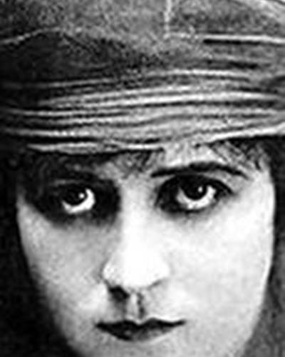 Леа Бейрд фото