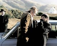 Кадр Рассекая волны