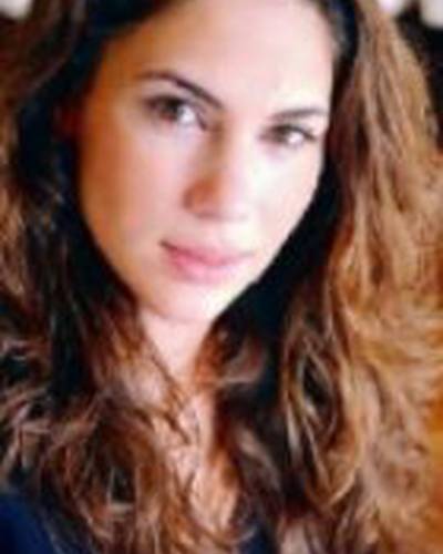 Зейнеп Бесерлер фото