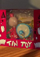 Оловянная игрушка