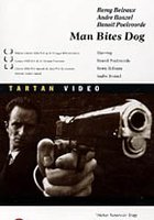 Человек кусает собаку