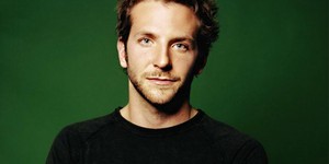 Брэдли Купера заинтересовало предложение от создателей нового «Ворона» Брэдли Купера заинтересовало предложение от создателей нового «Ворона»