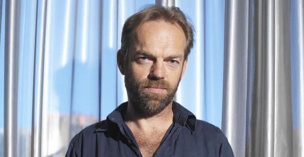 Хьюго Уивинг