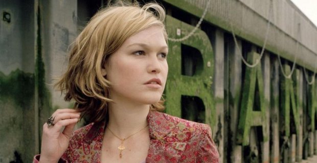 Джулия Стайлз