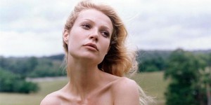 Гвинет Пэлтроу которая поет