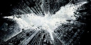 Показы «Темного рыцаря» сопровождает траур