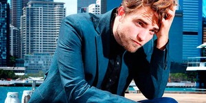 Паттинсон схватился за голову: промо-фото для последних «Сумерек»