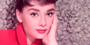 Одри Хепберн снялась в рекламе посмертно