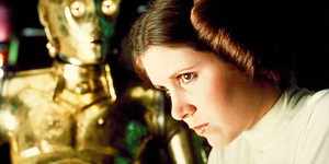 Принцесса Лея снова в строю «Звездных войн»