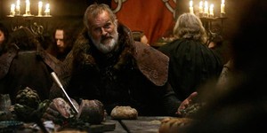 Актеру из «Игры престолов» откусили ухо