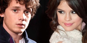 Ельчин, Фишбёрн и Селена Гомес сыграют в дебютном фильме Уильяма Х. Мэйси