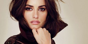 Пенелопа Крус дебютировала в режиссуре рекламой белья