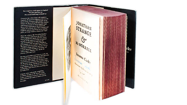книга Сюзанны Клар «Джонатан Стрэндж и мистер Норелл» 