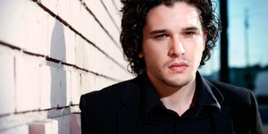 Джон Сноу станет британским разведчиком