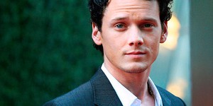 К Антону Ельчину вернется мертвая подружка