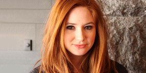 Спутница «Доктора Кто» сыграет в ситкоме про соцсети