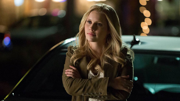 актриса Клер Холт в сериале "Древние"