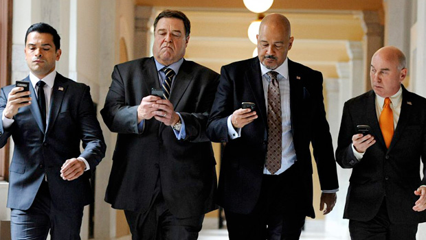 герои сериала «Альфа-дом»