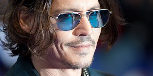 Джонни Депп сразится с Лиамом Нисоном в прокате