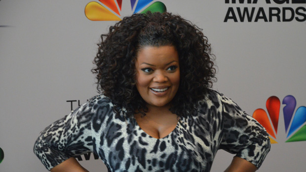 актриса Иветт Николь Браун