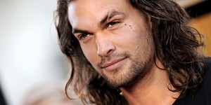 Джейсон Момоа составит компанию Бэтмену и Супермену