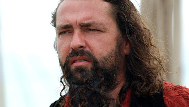 актер Энгус МакФадьен 