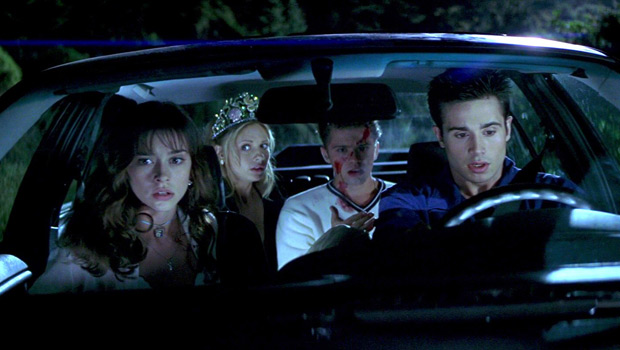 кадр из фильма "Я знаю, что вы сделали прошлым летом"