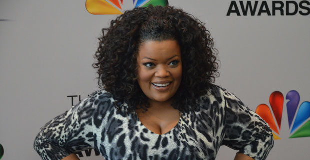 актриса Иветт Николь Браун