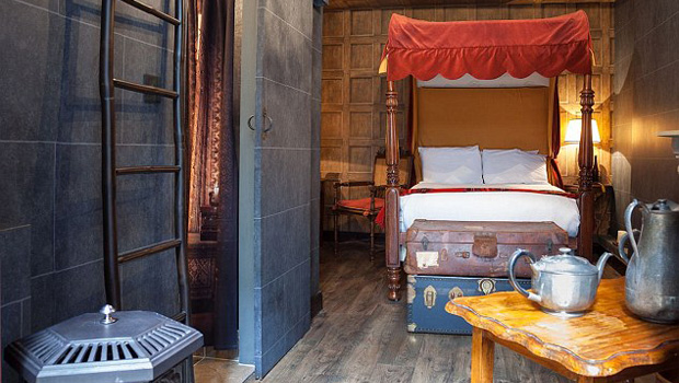 номер отеля в стиле поттерианы