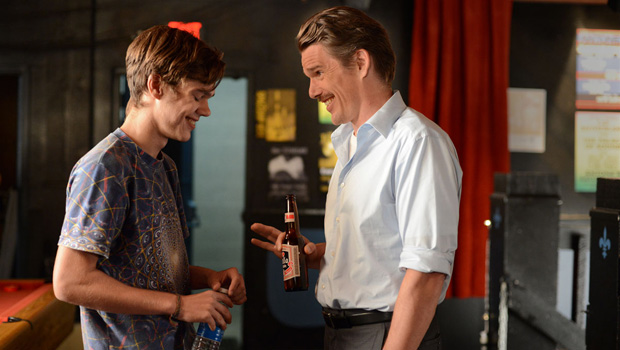 кадр из фильма "Юность"