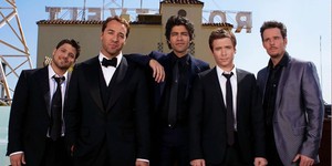 Вышел первый трейлер фильма по сериалу «Красавцы» Вышел первый трейлер фильма по сериалу «Красавцы»