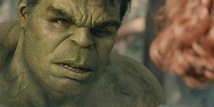 Украинскую премьеру «Мстителей 2» перенесли на другую дату