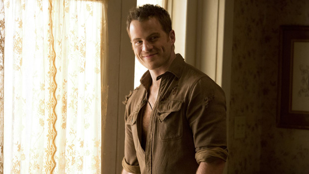 Роберт Казински в сериале "Настоящая кровь"